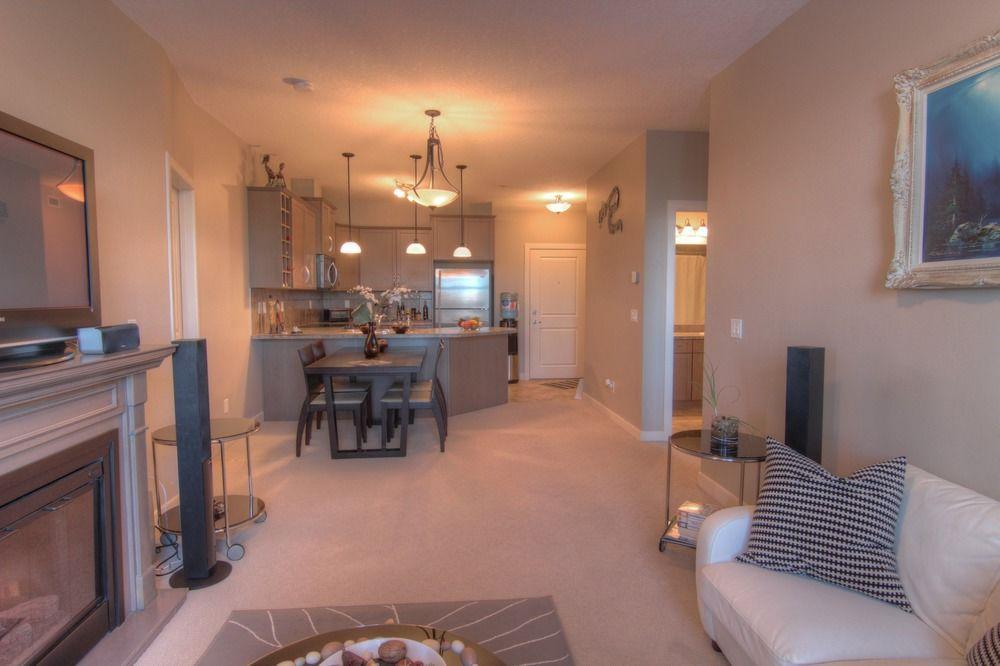 Pinnacle Inn & Suites Aspen YYC Esterno foto