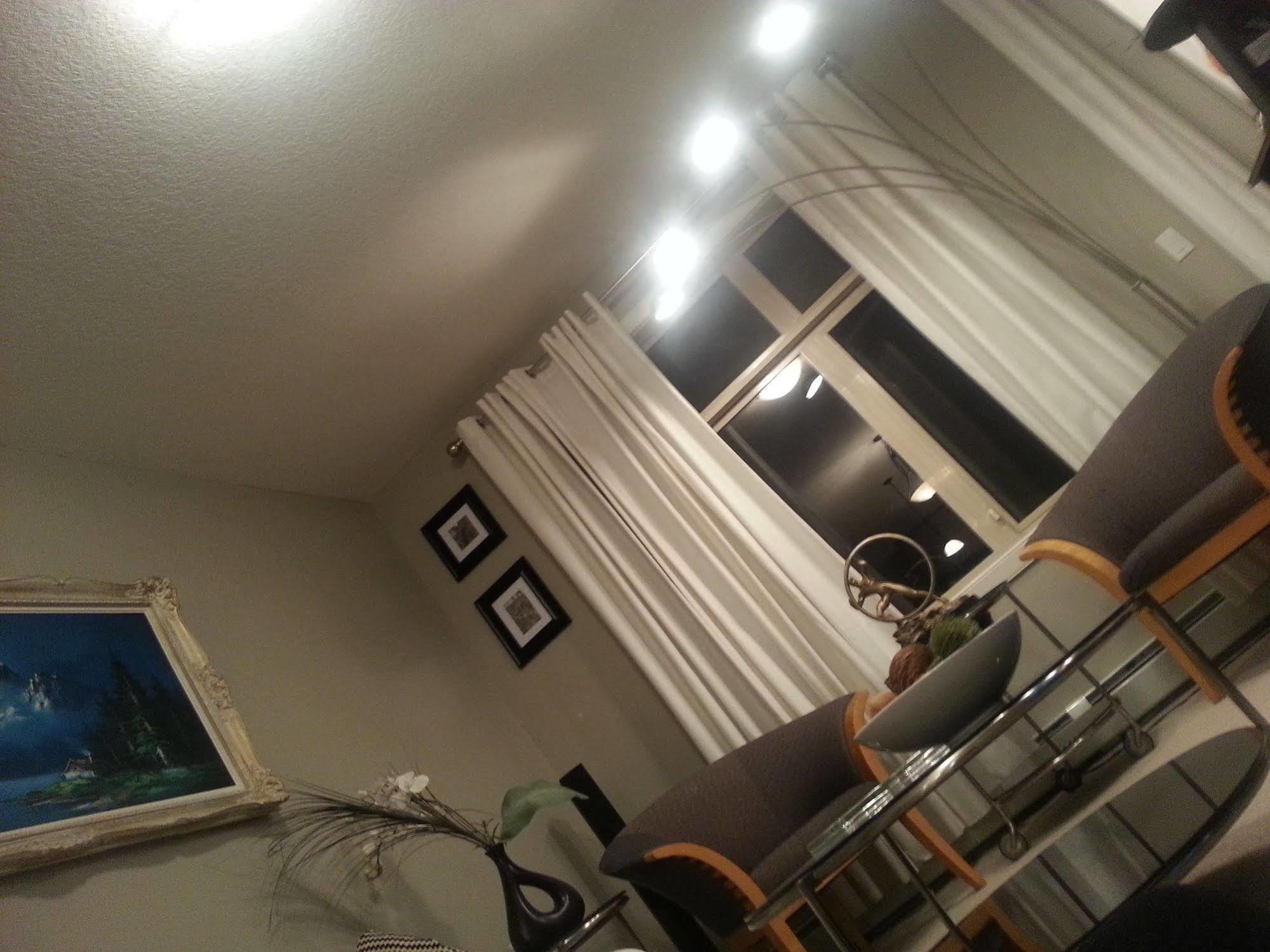 Pinnacle Inn & Suites Aspen YYC Esterno foto