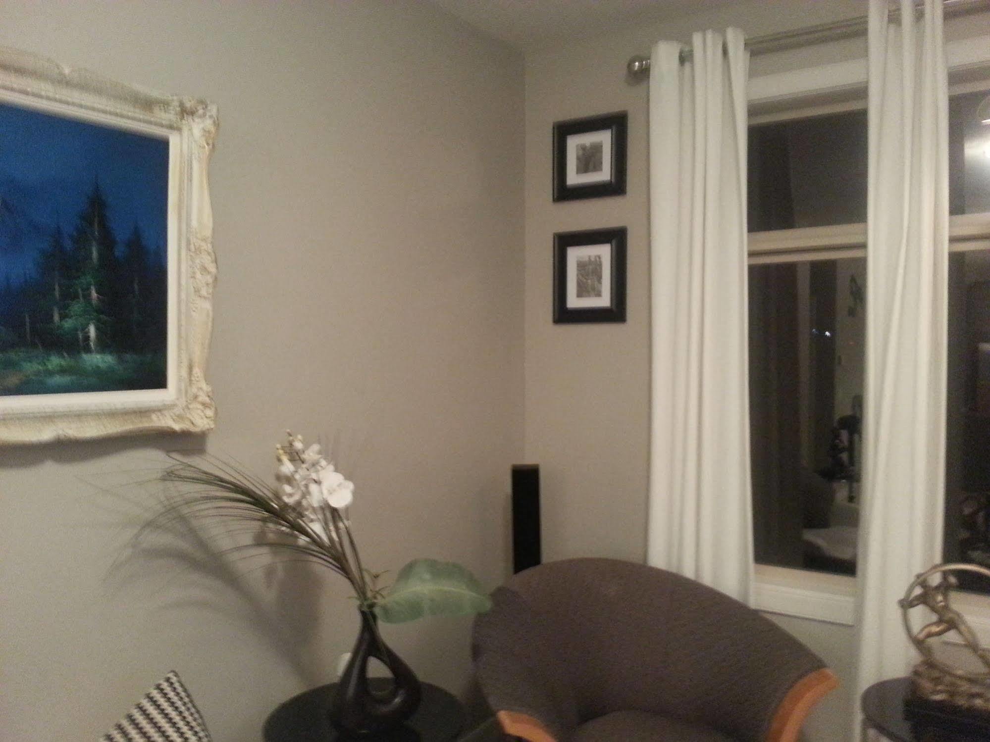 Pinnacle Inn & Suites Aspen YYC Esterno foto